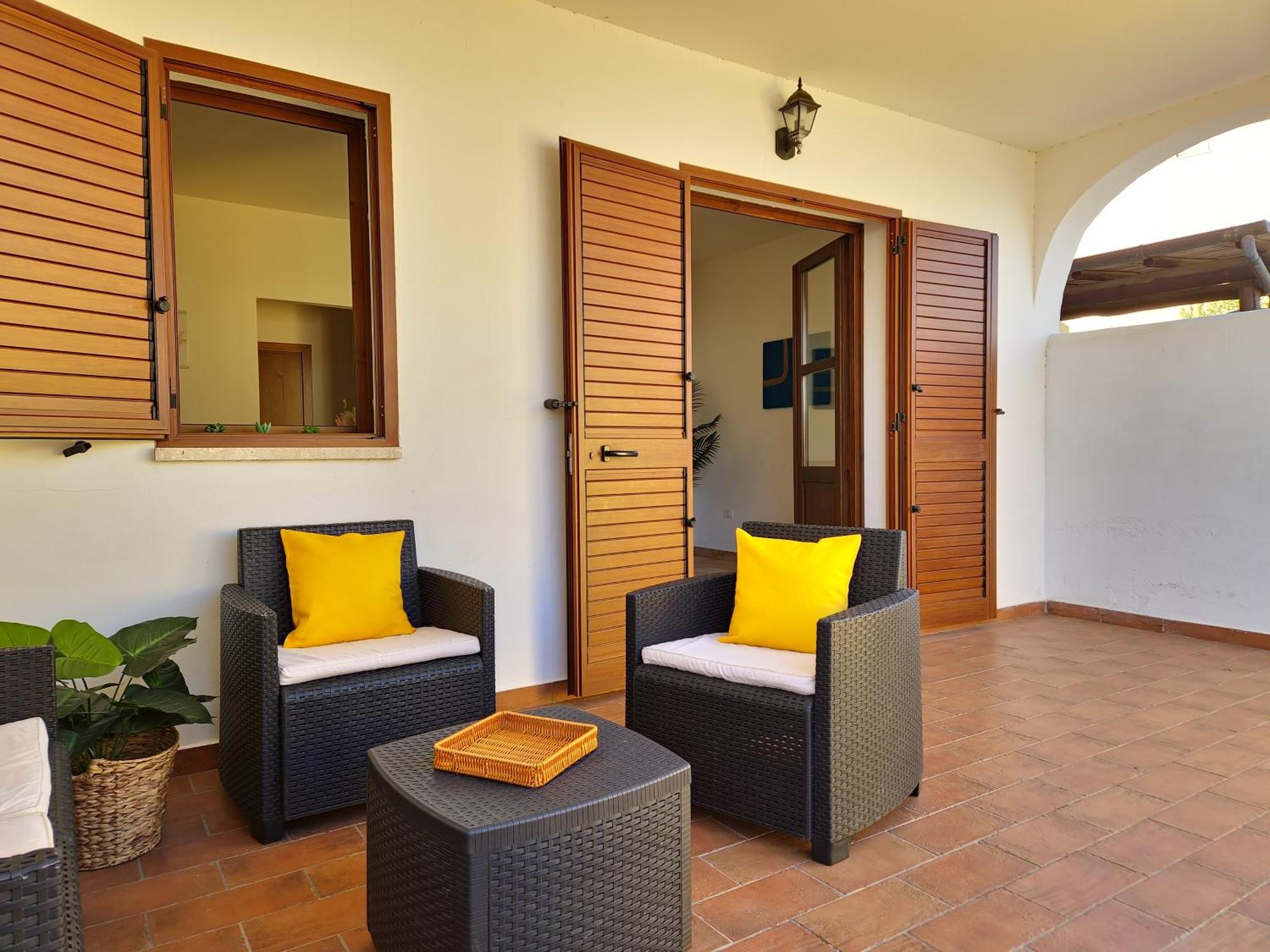 Dommos - Melodie Apartments Cala Liberotto Ngoại thất bức ảnh